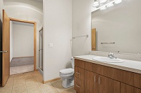 Valencia Place - 2 Bed / 2 Bath #103