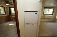 215 N. Ingersoll Street - 1 Bedroom Apartment 4