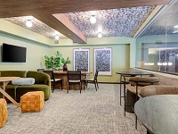 Yugo Madison Lux - Study Lounge