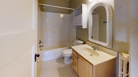 Monroe Manor - Apt C Bathroom