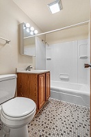 Shenandoah Apartments - 2BR/1BA - Bathroom