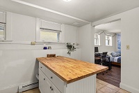 204 N. Pinckney Street - Studio