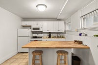 204 N. Pinckney Street - Studio