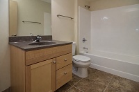 22 Dayton - Bathroom