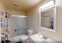 511 W. Washington Avenue - 6 Bedroom + Den - Apt. #2