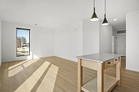 The Irwin - North Apartment