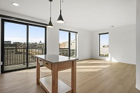 The Irwin - North Apartment