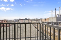 The Irwin - North Apartment