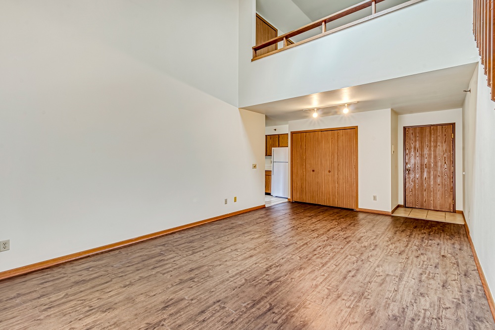 2 BR Loft / 2 Bath