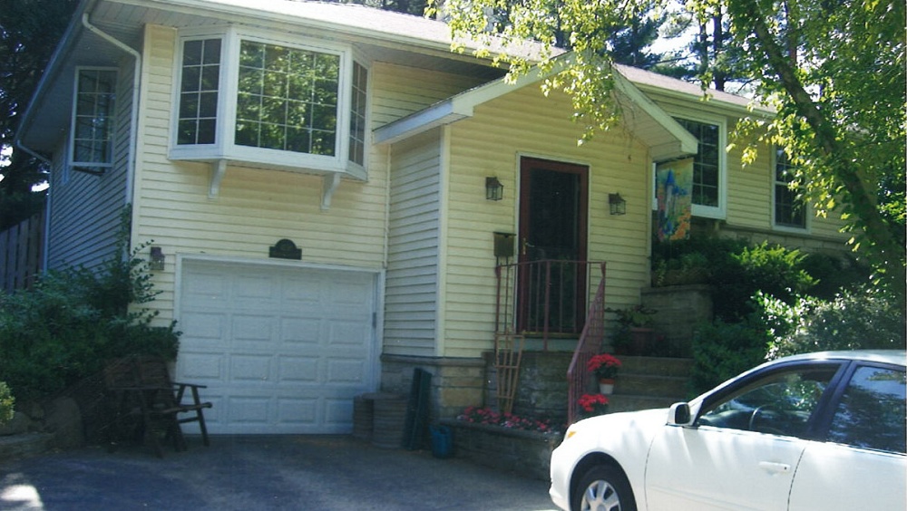 4238 Mandan Crescent Apartments