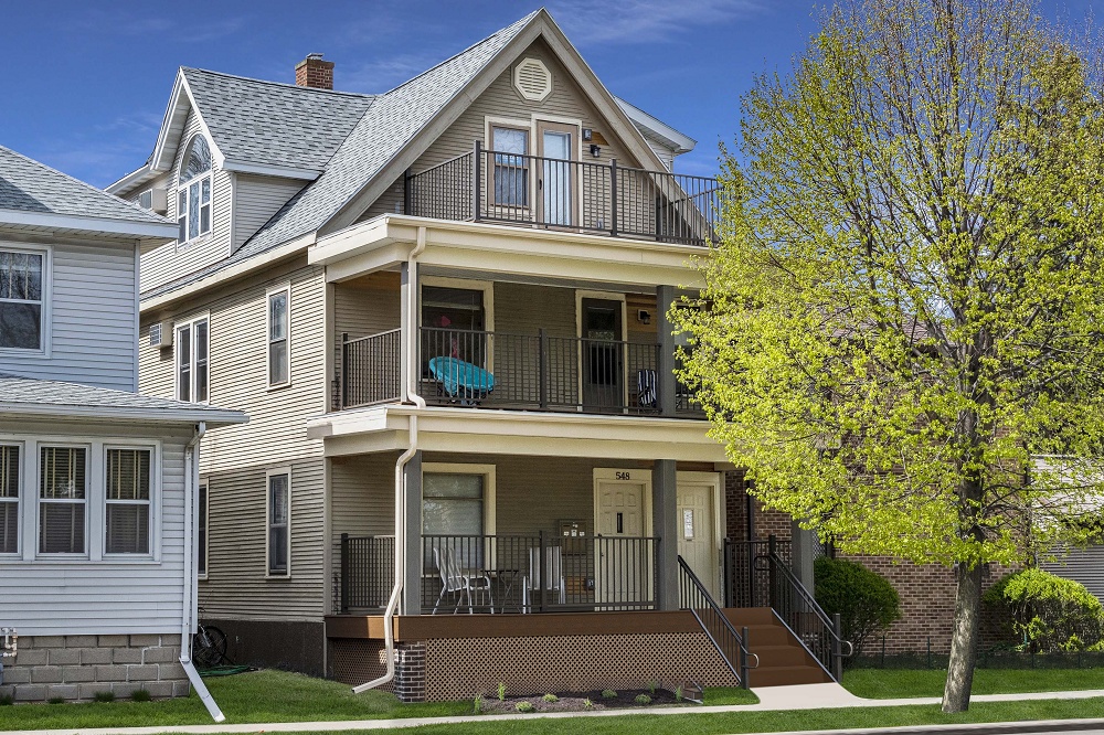 548 W. Wilson Street Apartment # 3