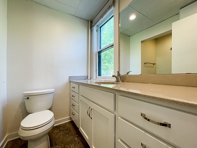 1 Bedroom (Apt #1)