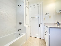 319 N. Blair Street - 1 Bedroom (1st Floor - Apt #1)