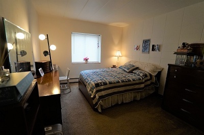 1 Bedroom - 1E