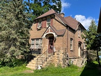 370 E. Lakeside Street