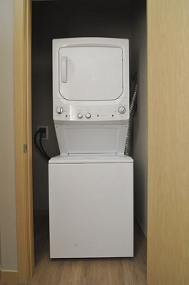 1 Bedroom + Den