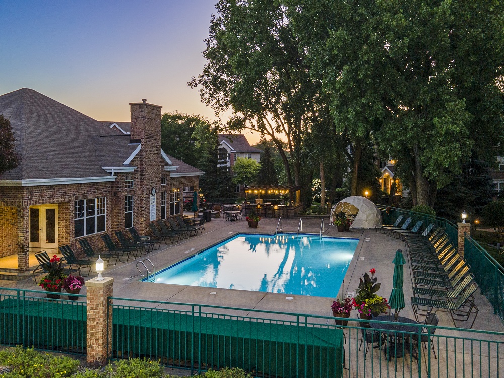 Pool and Clubhouse