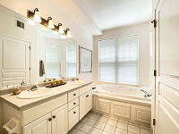 Yorktown Estates - 2 Bedroom / 2 Bath