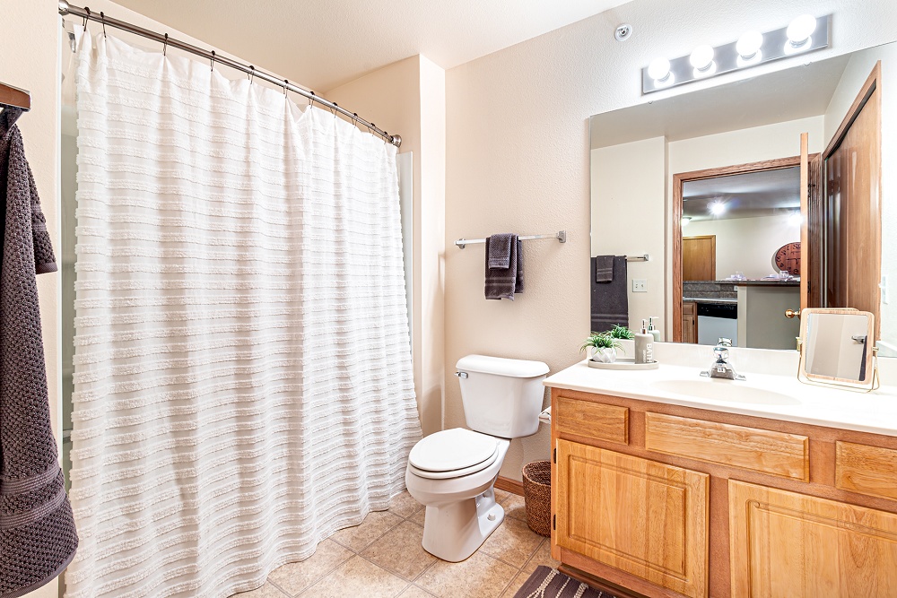 1 Bedroom / 1 Bath