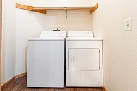 Hickory Pointe - 2 Bedroom / 2 Bath