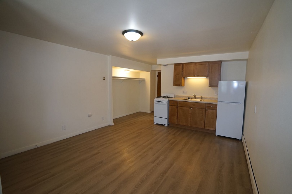 Apt. #5 - Studio