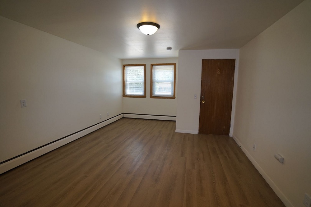 Apt. #5 - Studio