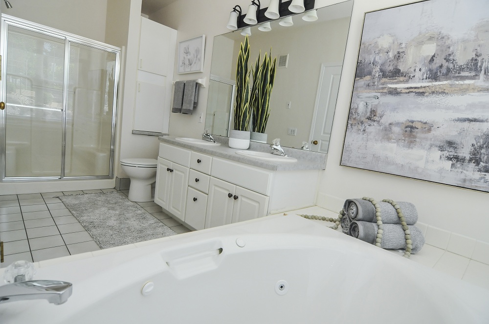 2 Bedroom / 2 Bath