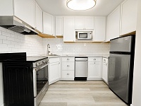 152 E. Johnson Street - Studio - Apartment #9