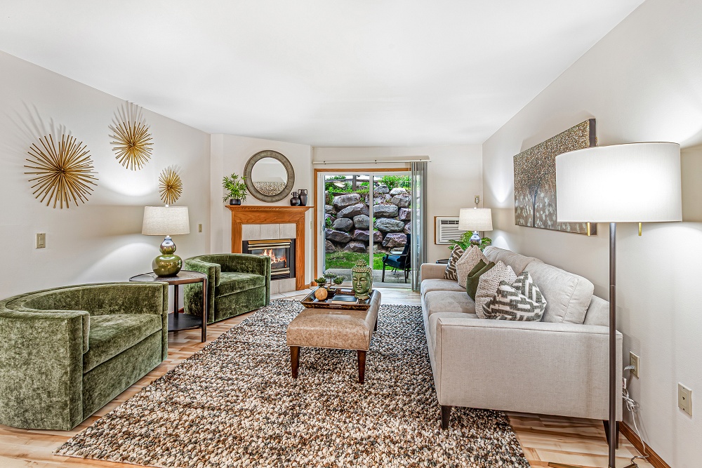 2 Bedroom / 2 Bath