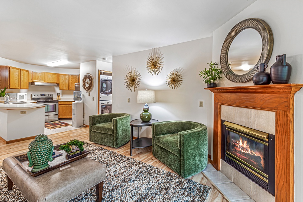 2 Bedroom / 2 Bath