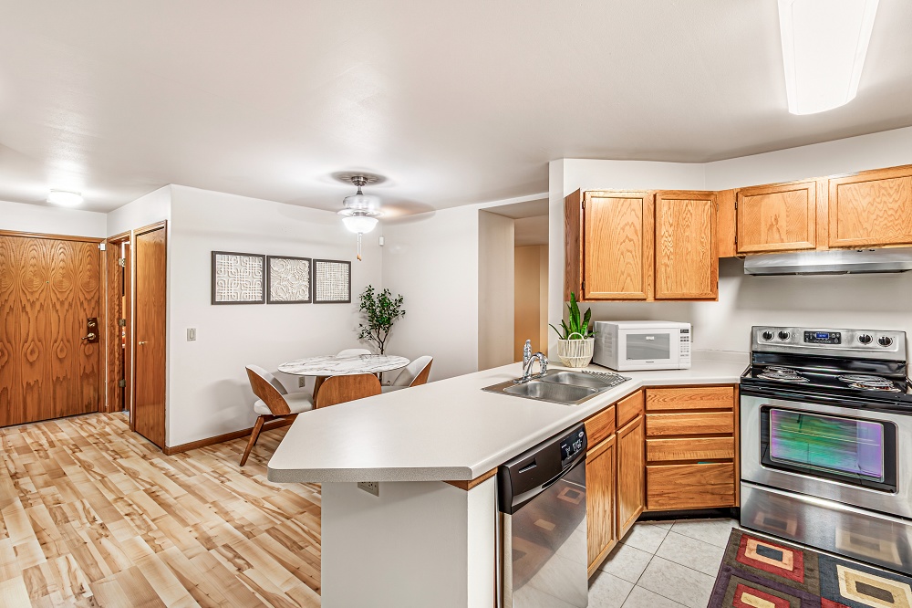 2 Bedroom / 2 Bath